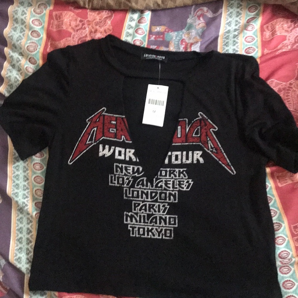 Fashion nova crop top